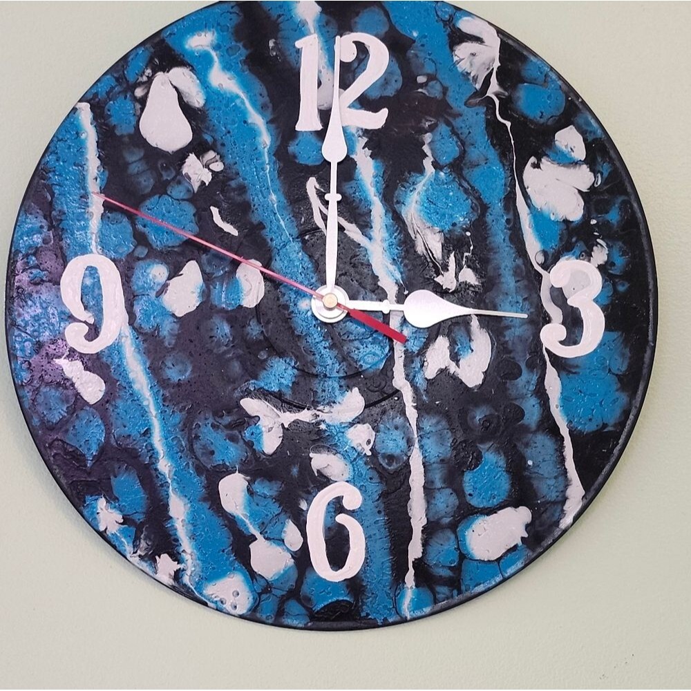 Hand Crafted Abstract Hanging Wall Clock Analog Vinyl Record Fluid Art Decor